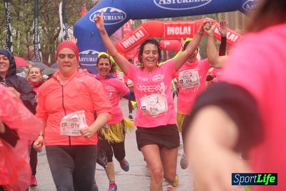 Galería Carrera de la Mujer Madrid Meta Arco Derecho 9.40 a 9.52