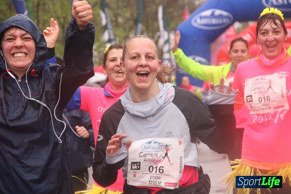 Galería Carrera de la Mujer Madrid Meta Arco Derecho 9.40 a 9.52