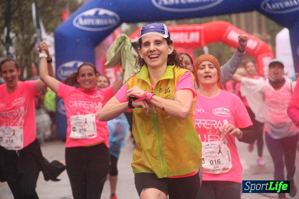 Galería Carrera de la Mujer Madrid Meta Arco Derecho 9.40 a 9.52