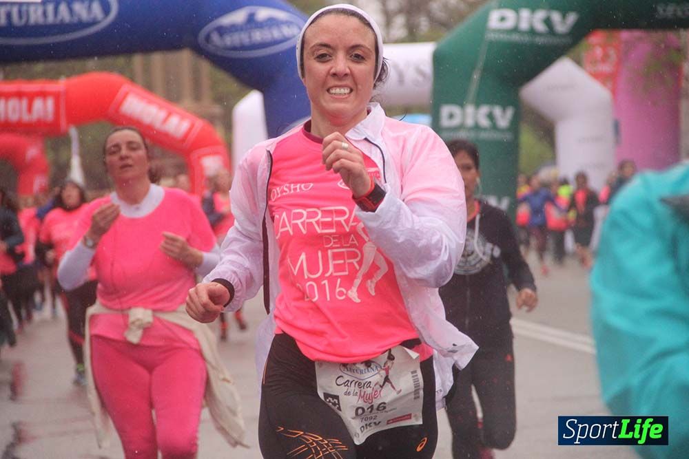 Galería Carrera de la Mujer Madrid Meta Arco Derecho 9.40 a 9.52