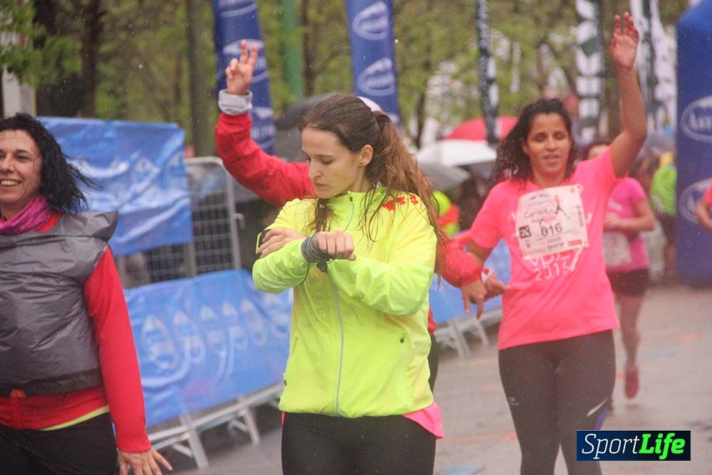 Galería Carrera de la Mujer Madrid Meta Arco Derecho 9.40 a 9.52