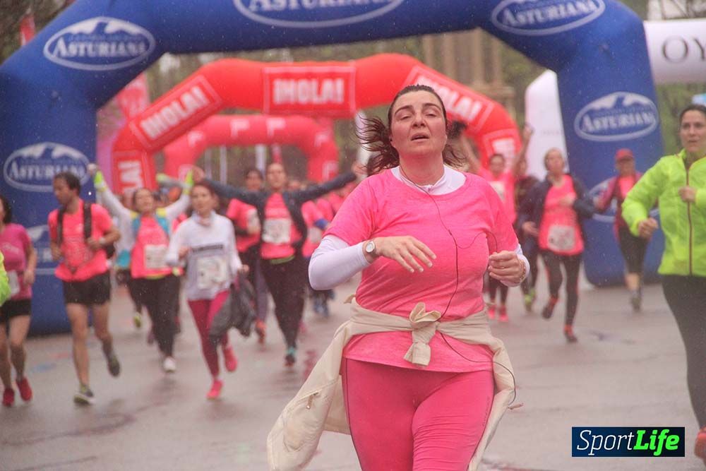 Galería Carrera de la Mujer Madrid Meta Arco Derecho 9.40 a 9.52