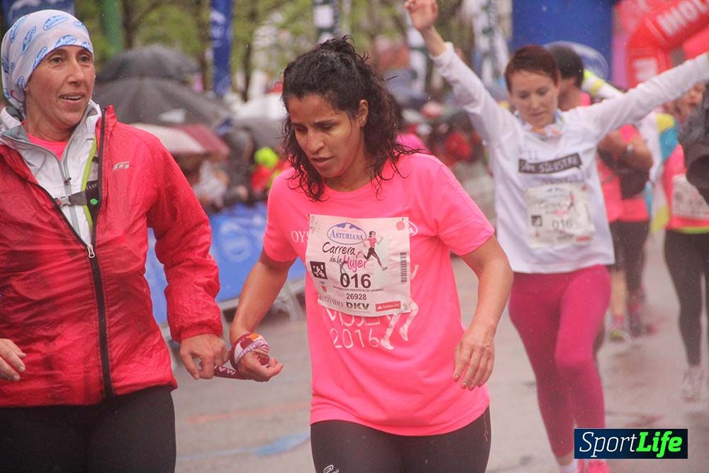 Galería Carrera de la Mujer Madrid Meta Arco Derecho 9.40 a 9.52