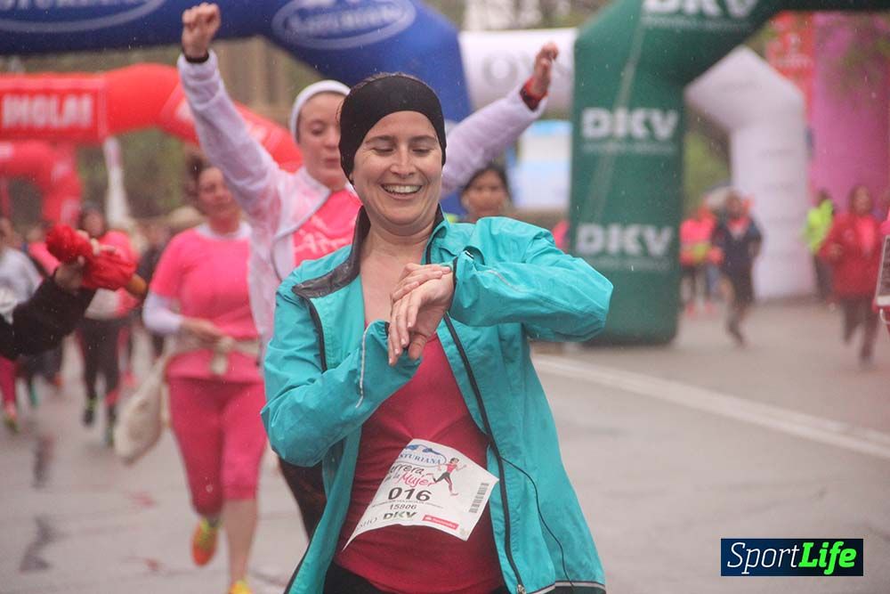 Galería Carrera de la Mujer Madrid Meta Arco Derecho 9.40 a 9.52