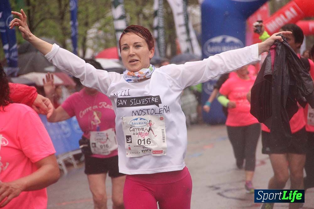Galería Carrera de la Mujer Madrid Meta Arco Derecho 9.40 a 9.52