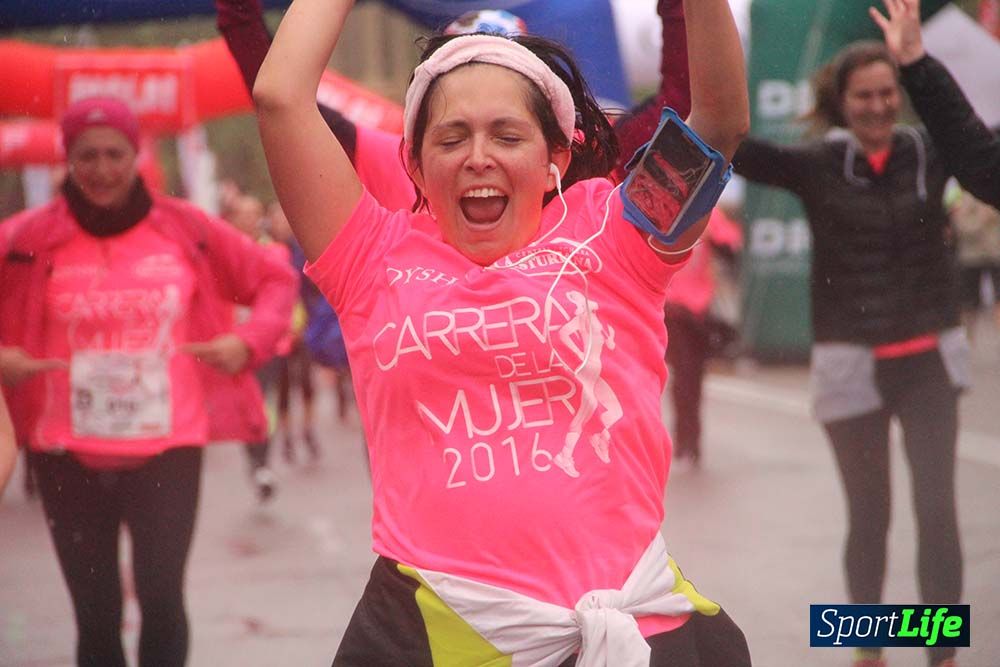 Galería Carrera de la Mujer Madrid Meta Arco Derecho 9.40 a 9.52