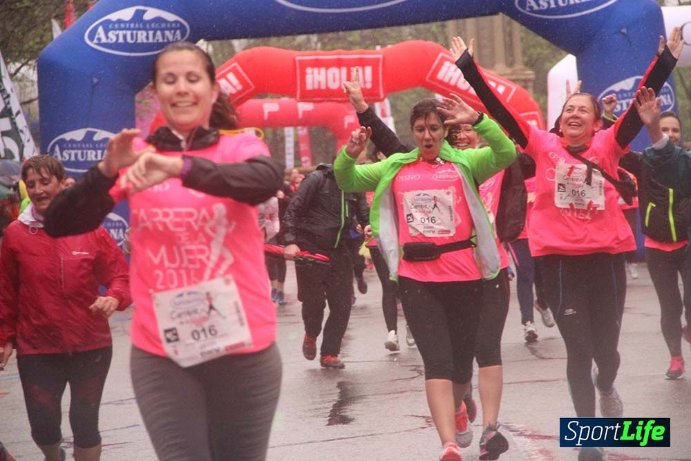 Galería Carrera de la Mujer Madrid Meta Arco Derecho 9.40 a 9.52
