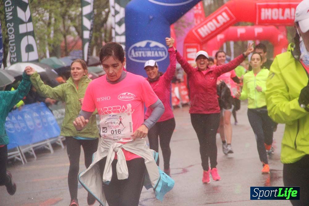 Galería Carrera de la Mujer Madrid Meta Arco Derecho 9.40 a 9.52
