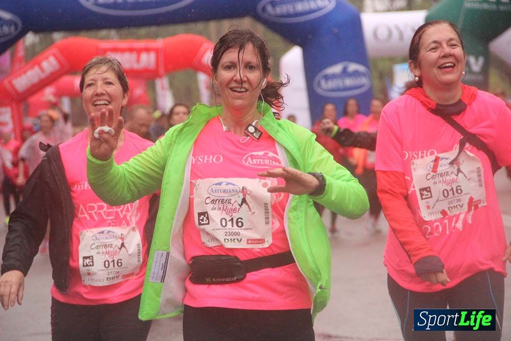 Galería Carrera de la Mujer Madrid Meta Arco Derecho 9.40 a 9.52