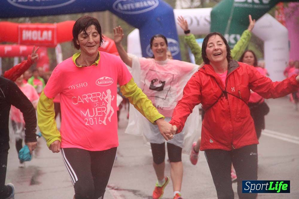Galería Carrera de la Mujer Madrid Meta Arco Derecho 9.40 a 9.52