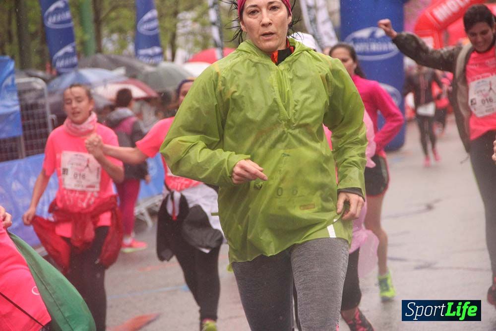 Galería Carrera de la Mujer Madrid Meta Arco Derecho 9.40 a 9.52