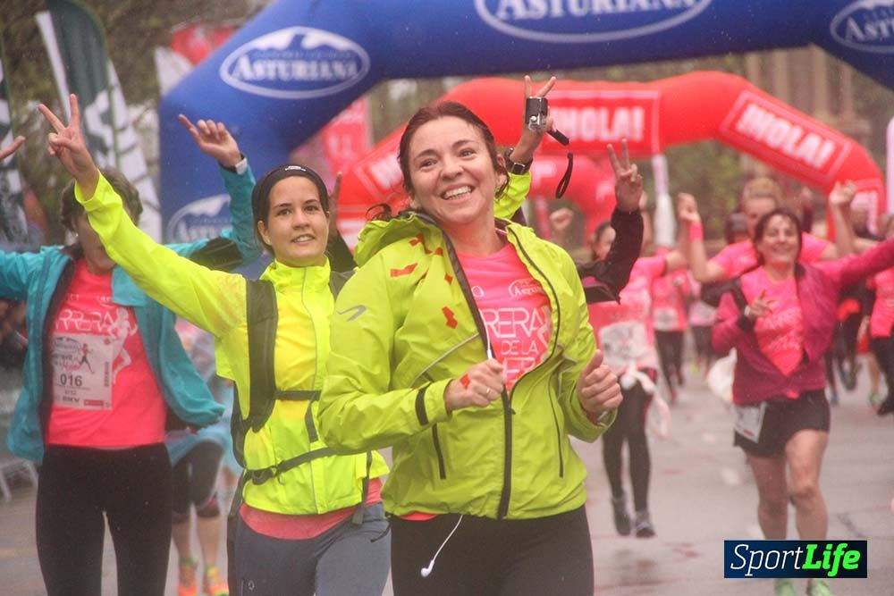 Galería Carrera de la Mujer Madrid Meta Arco Derecho 9.40 a 9.52