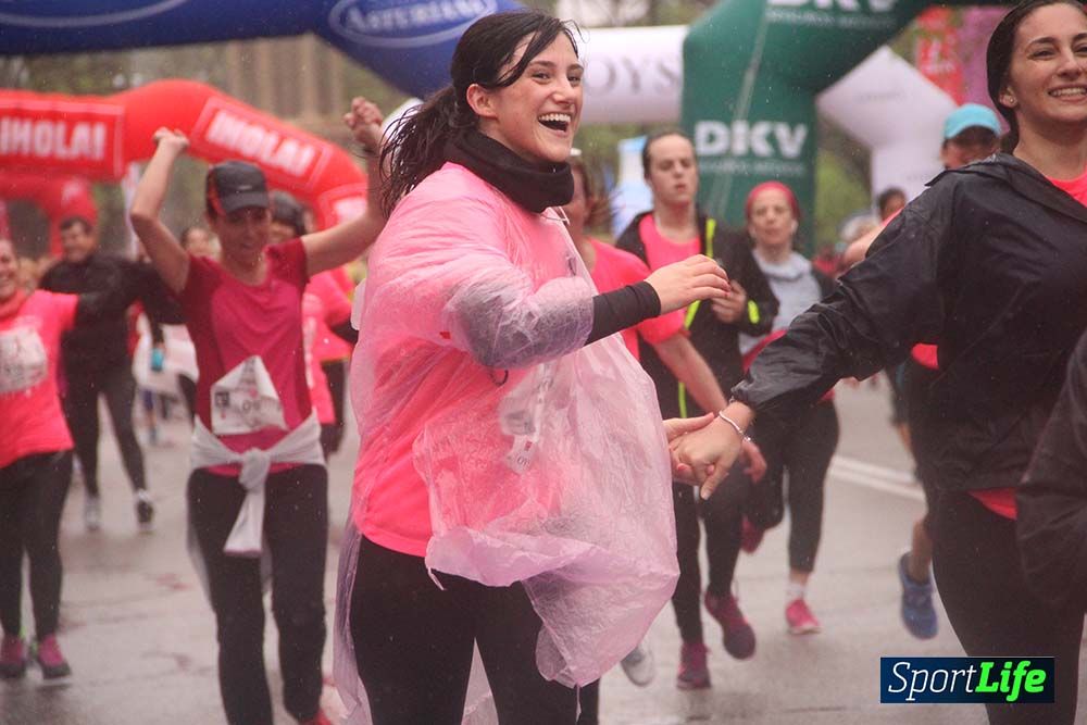 Galería Carrera de la Mujer Madrid Meta Arco Derecho 9.40 a 9.52