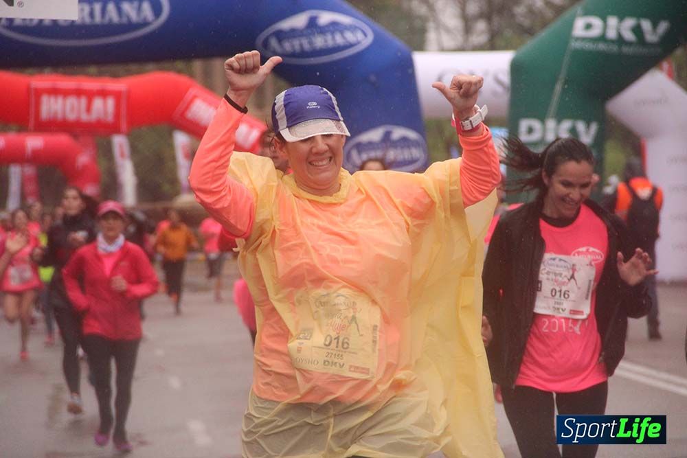 Galería Carrera de la Mujer Madrid Meta Arco Derecho 9.40 a 9.52