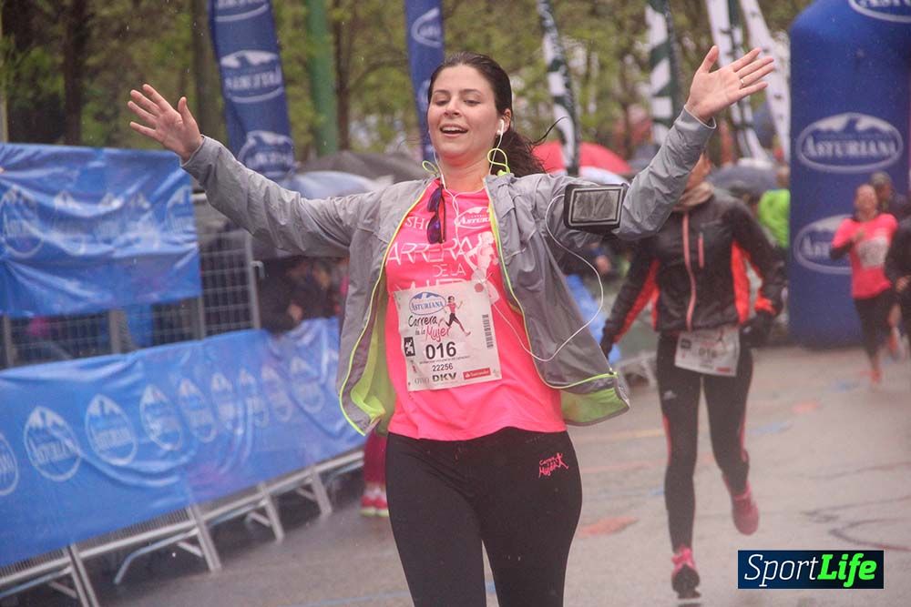 Galería Carrera de la Mujer Madrid Meta Arco Derecho 9.40 a 9.52