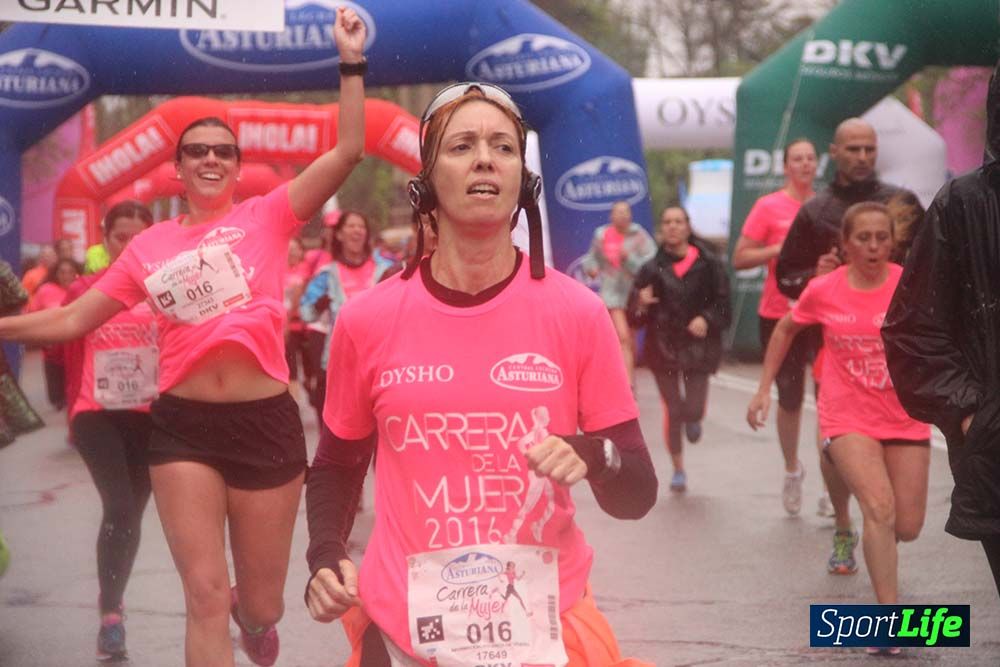 Galería Carrera de la Mujer Madrid Meta Arco Derecho 9.40 a 9.52