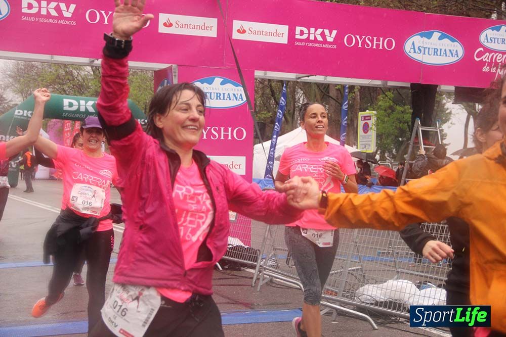 Galería Carrera de la Mujer Madrid Meta Arco Derecho 9.40 a 9.52