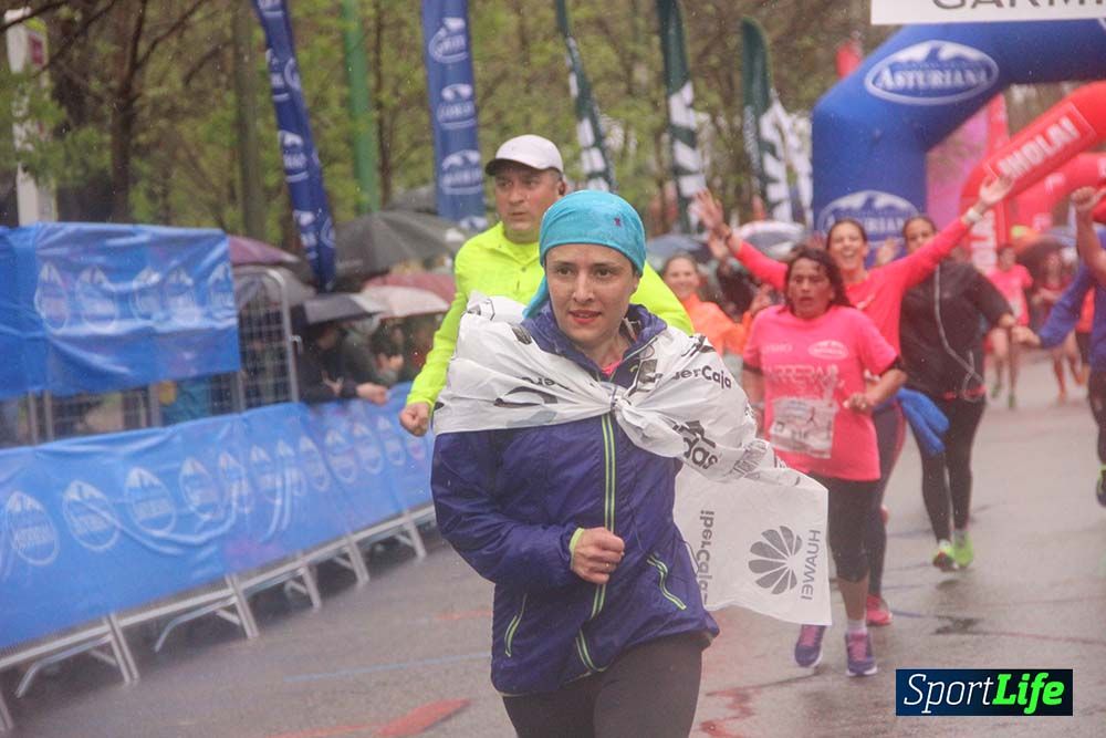 Galería Carrera de la Mujer Madrid Meta Arco Derecho 9.40 a 9.52