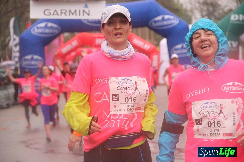 Galería Carrera de la Mujer Madrid Meta Arco Derecho 9.40 a 9.52