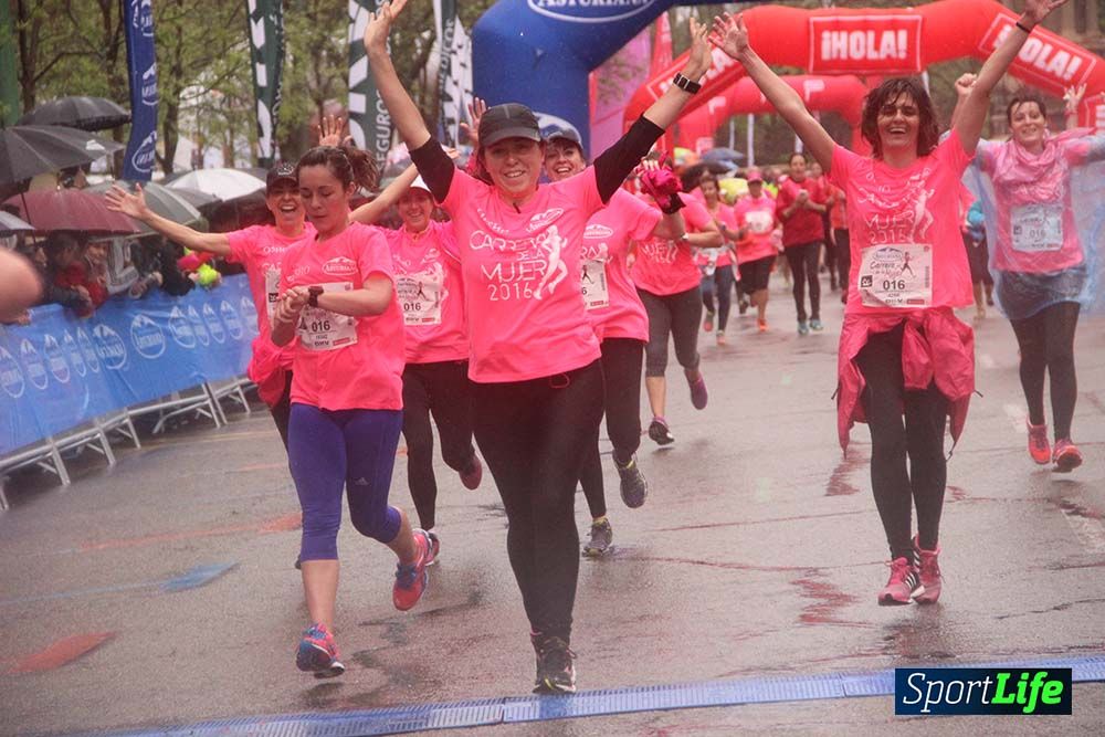 Galería Carrera de la Mujer Madrid Meta Arco Derecho 9.40 a 9.52