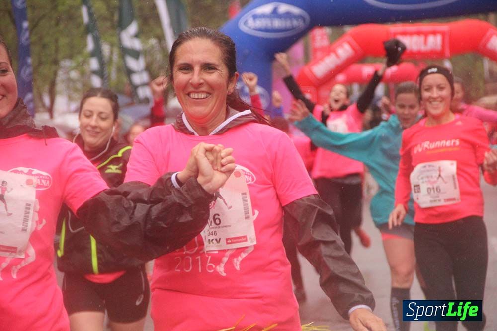 Galería Carrera de la Mujer Madrid Meta Arco Derecho 9.40 a 9.52