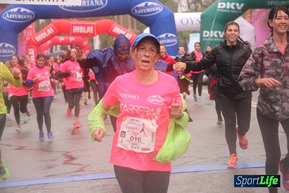Galería Carrera de la Mujer Madrid Meta Arco Derecho 9.40 a 9.52