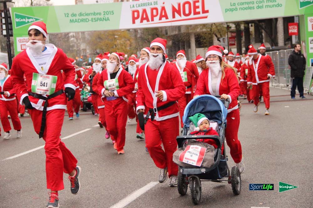 Galería de la Carrera de Papá Noel, ambiente, salida y entra en meta hasta el minuto 25