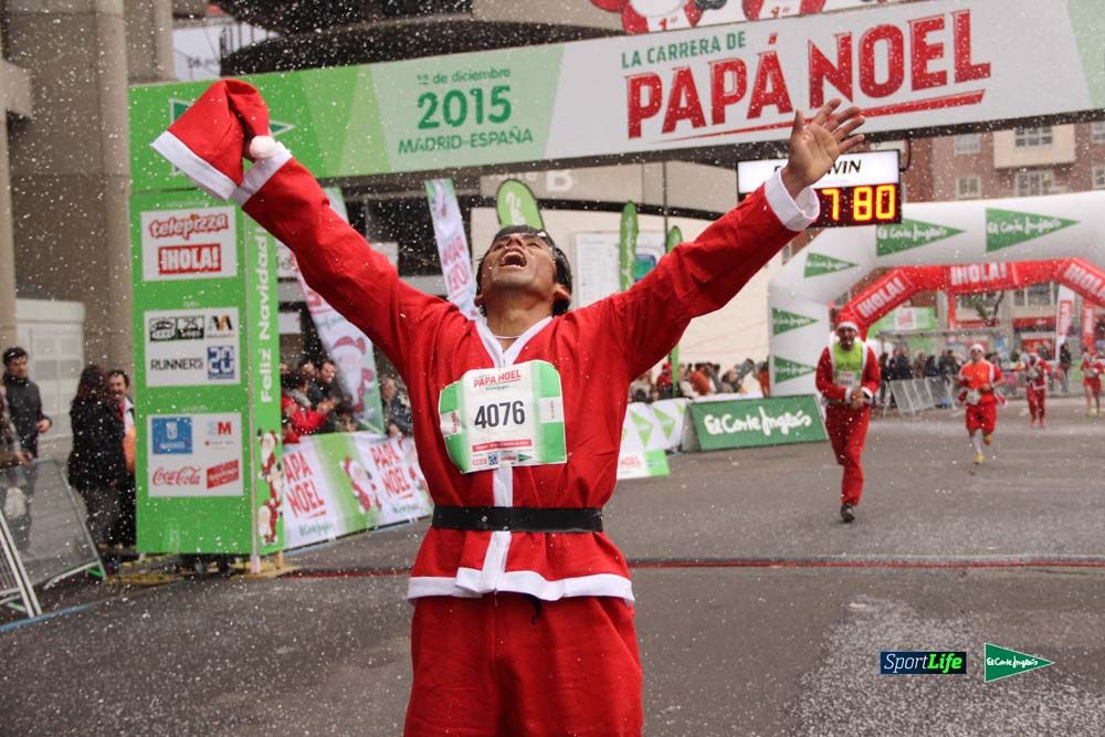 Galería de la Carrera de Papá Noel, ambiente, salida y entra en meta hasta el minuto 25