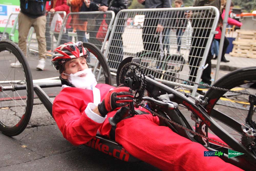 Galería de la Carrera de Papá Noel, ambiente, salida y entra en meta hasta el minuto 25