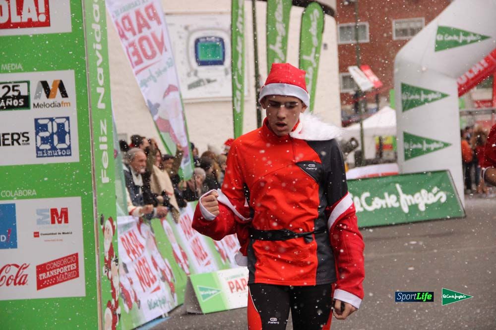 Galería de la Carrera de Papá Noel, ambiente, salida y entra en meta hasta el minuto 25