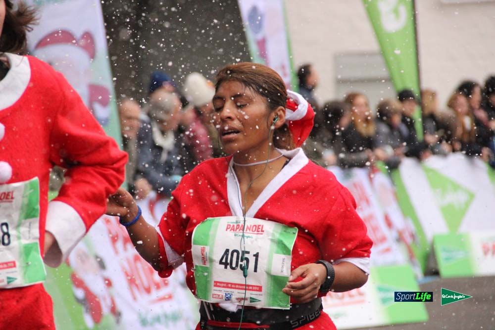 Galería de la Carrera de Papá Noel, ambiente, salida y entra en meta hasta el minuto 25