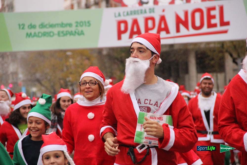 Galería de la Carrera de Papá Noel, ambiente, salida y entra en meta hasta el minuto 25