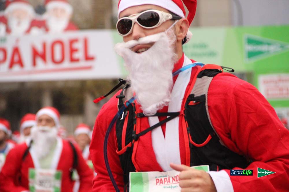 Galería de la Carrera de Papá Noel, ambiente, salida y entra en meta hasta el minuto 25