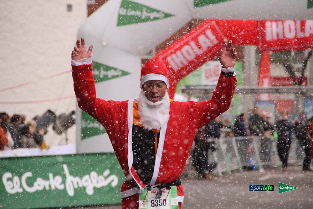 Galería de la Carrera de Papá Noel, ambiente, salida y entra en meta hasta el minuto 25