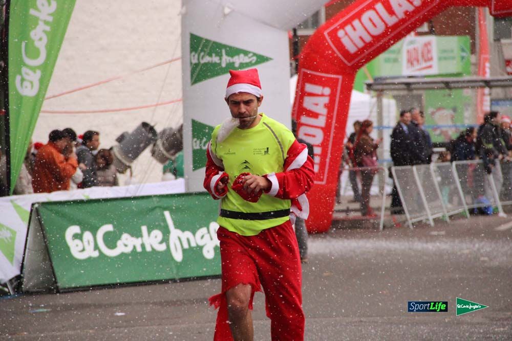 Galería de la Carrera de Papá Noel, ambiente, salida y entra en meta hasta el minuto 25