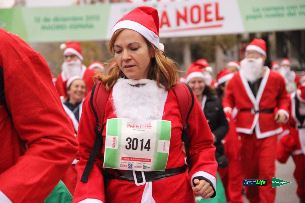 Galería de la Carrera de Papá Noel, ambiente, salida y entra en meta hasta el minuto 25