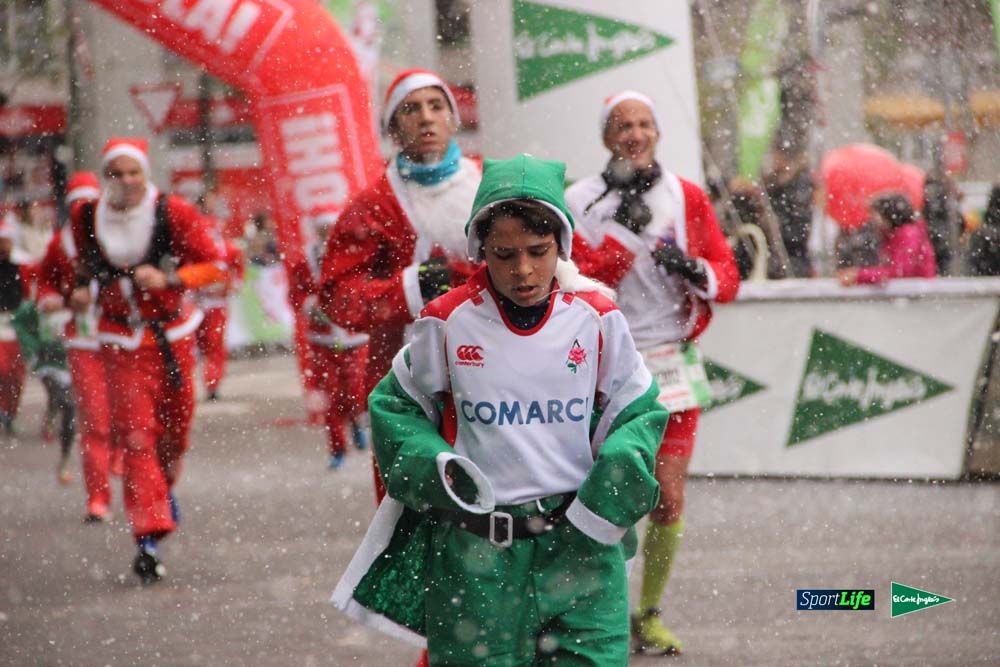 Galería de la Carrera de Papá Noel, ambiente, salida y entra en meta hasta el minuto 25