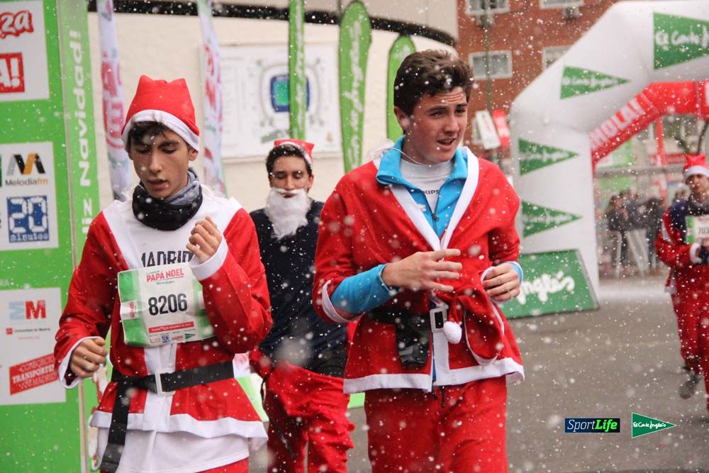 Galería de la Carrera de Papá Noel, ambiente, salida y entra en meta hasta el minuto 25