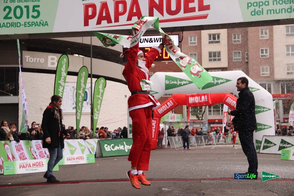 Galería de la Carrera de Papá Noel, ambiente, salida y entra en meta hasta el minuto 25