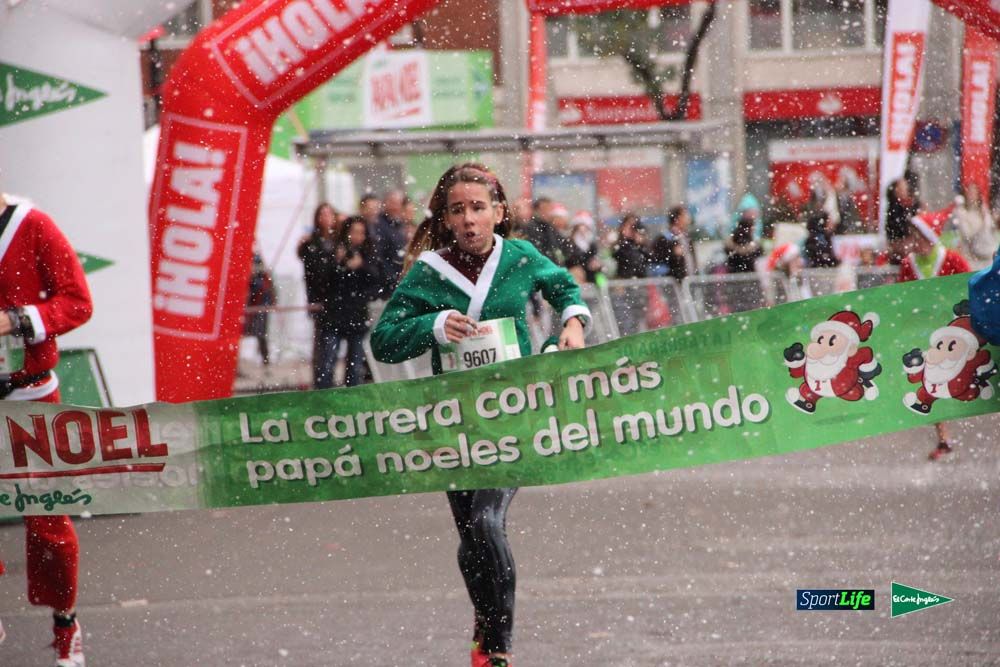Galería de la Carrera de Papá Noel, ambiente, salida y entra en meta hasta el minuto 25