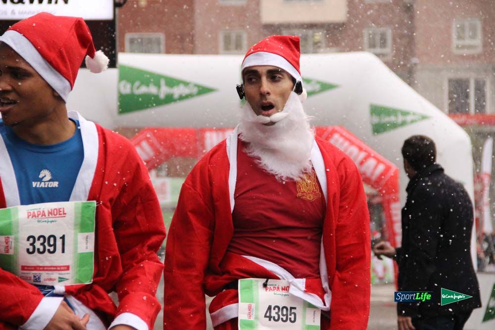 Galería de la Carrera de Papá Noel, ambiente, salida y entra en meta hasta el minuto 25