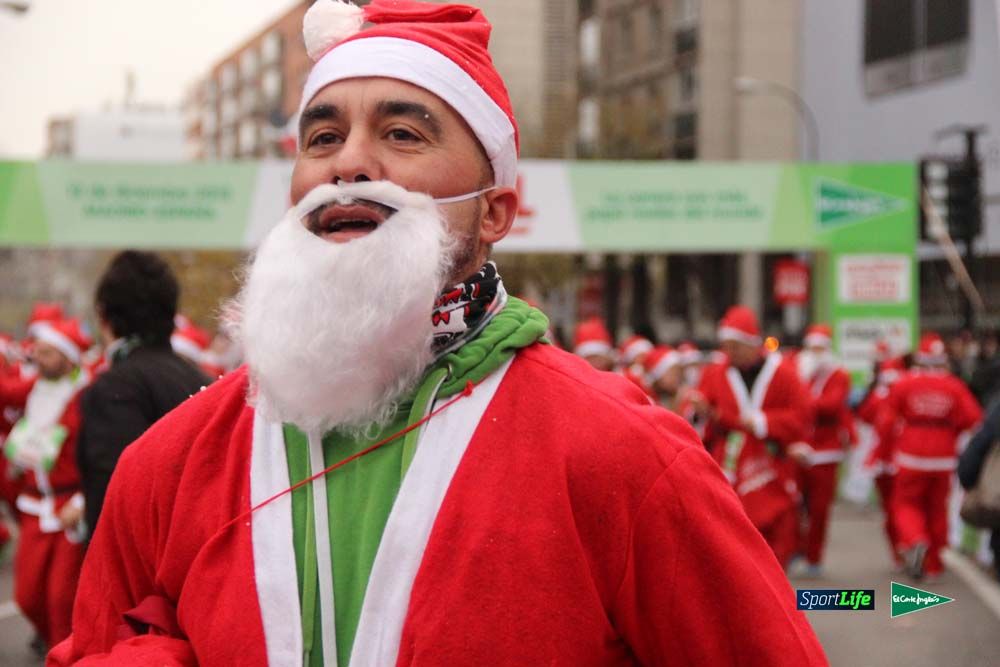Galería de la Carrera de Papá Noel, ambiente, salida y entra en meta hasta el minuto 25