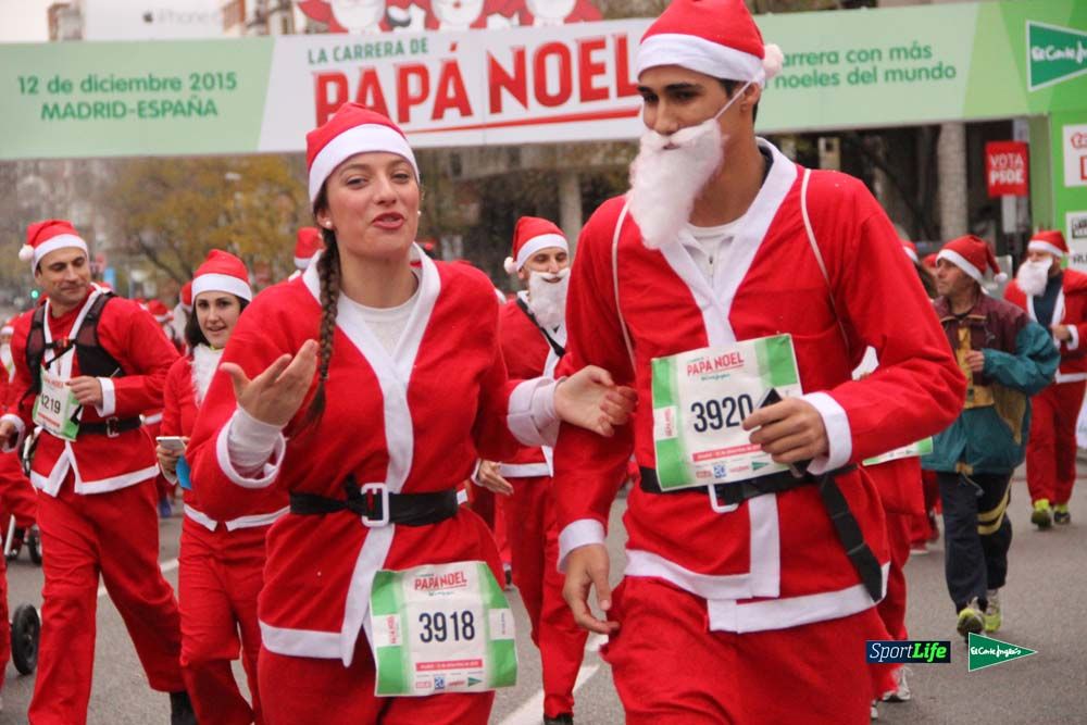 Galería de la Carrera de Papá Noel, ambiente, salida y entra en meta hasta el minuto 25
