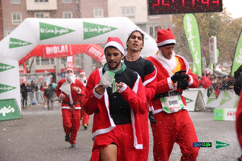 Galería de la Carrera de Papá Noel, ambiente, salida y entra en meta hasta el minuto 25