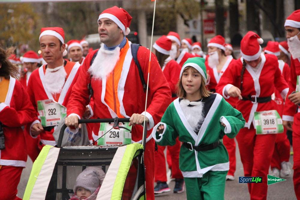 Galería de la Carrera de Papá Noel, ambiente, salida y entra en meta hasta el minuto 25