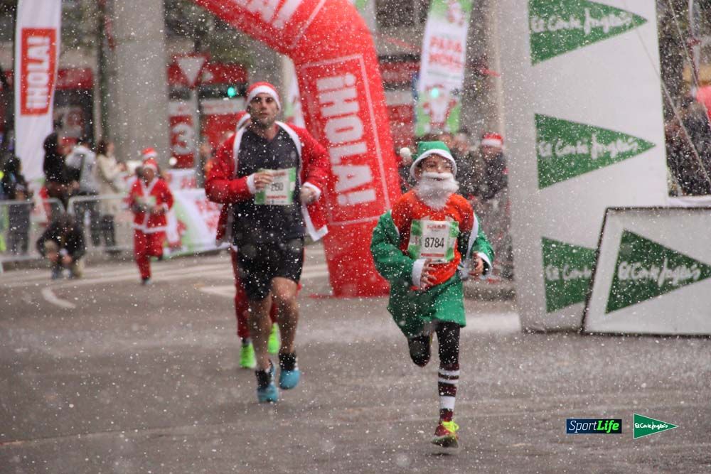 Galería de la Carrera de Papá Noel, ambiente, salida y entra en meta hasta el minuto 25