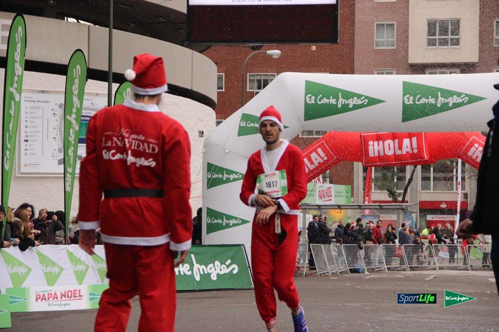 Galería de la Carrera de Papá Noel, ambiente, salida y entra en meta hasta el minuto 25