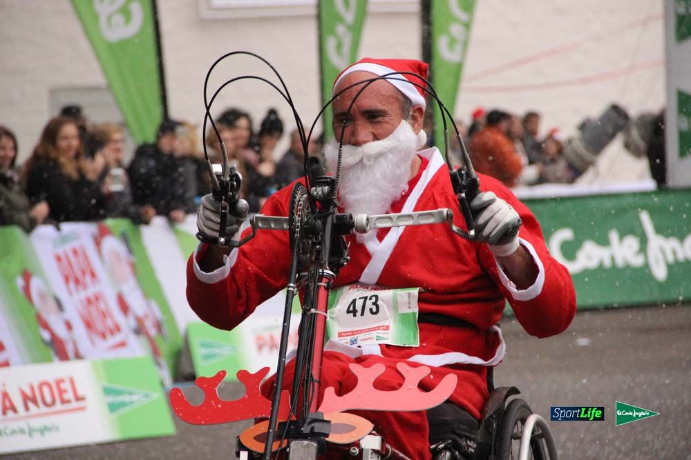 Galería de la Carrera de Papá Noel, ambiente, salida y entra en meta hasta el minuto 25