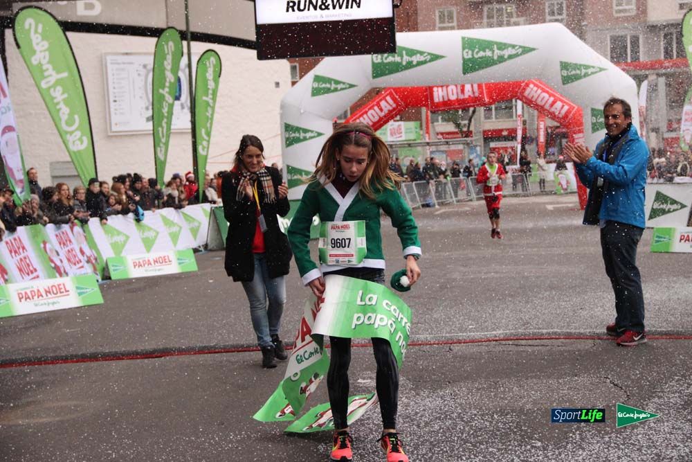 Galería de la Carrera de Papá Noel, ambiente, salida y entra en meta hasta el minuto 25