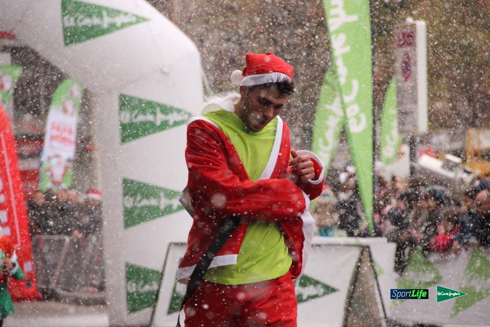 Galería de la Carrera de Papá Noel, ambiente, salida y entra en meta hasta el minuto 25